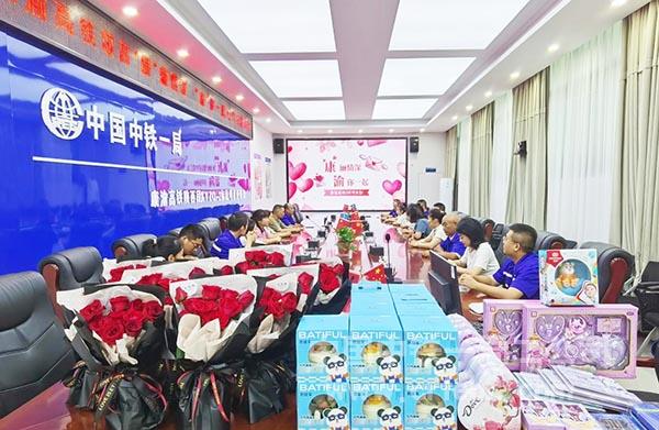 开展“康”俪情深 “渝”你一起的七夕主题活动 开展“康”俪情深 “渝”你一起的七夕主题活动